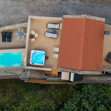 Olga'S Filoxenia - Villa Aladanos-Private Pool And Heated Jacuzzi Makhairoi Bagian luar foto