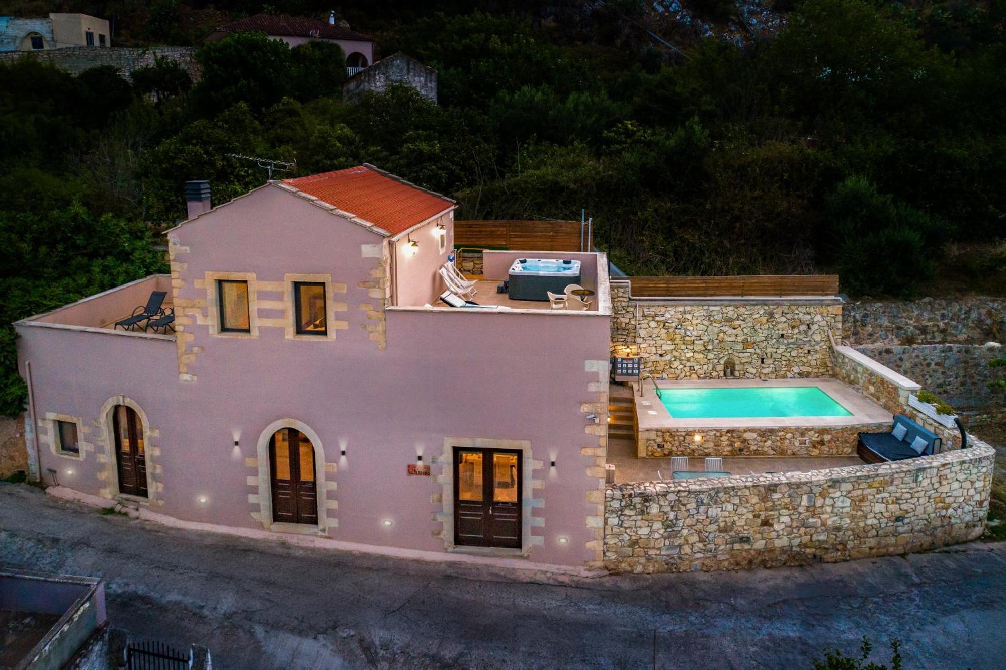 Olga'S Filoxenia - Villa Aladanos-Private Pool And Heated Jacuzzi Makhairoi Bagian luar foto