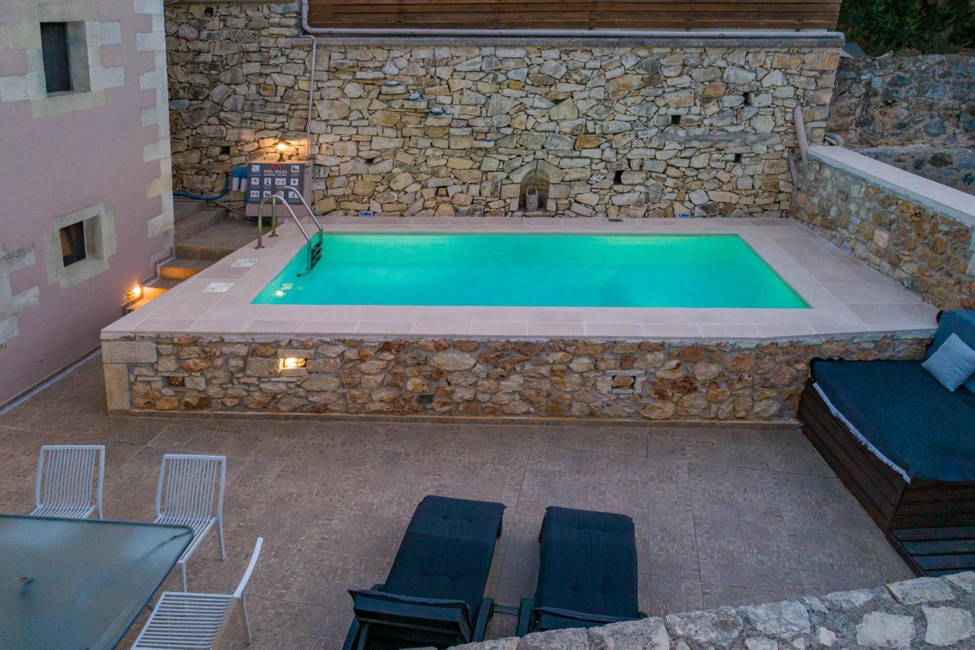 Olga'S Filoxenia - Villa Aladanos-Private Pool And Heated Jacuzzi Makhairoi Bagian luar foto