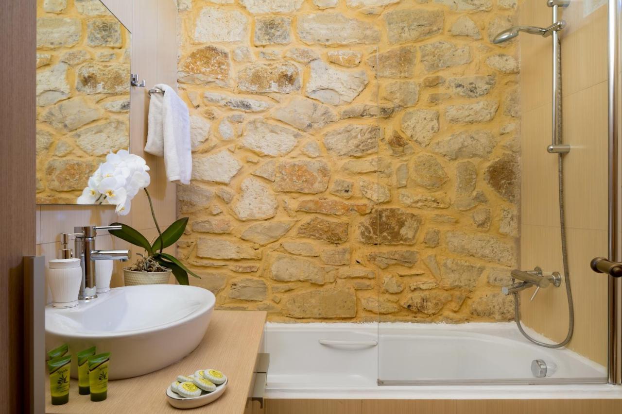 Olga'S Filoxenia - Villa Aladanos-Private Pool And Heated Jacuzzi Makhairoi Bagian luar foto
